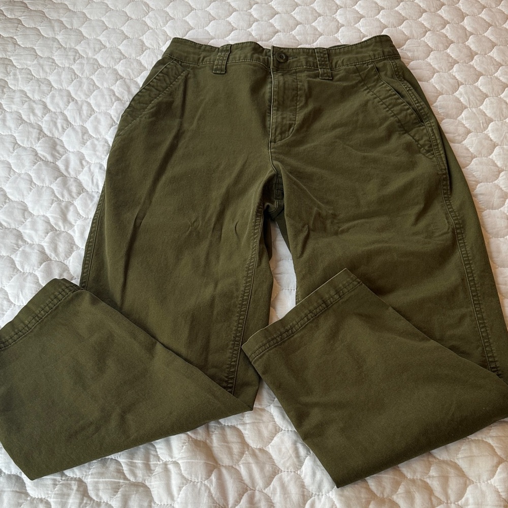 Old Navy Women's Olive Cropped Chinos